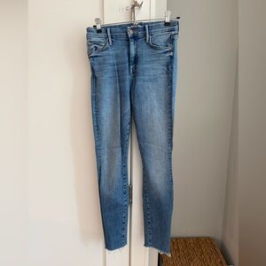 MOTHER The Looker Ankle Fray Skinny Jeans